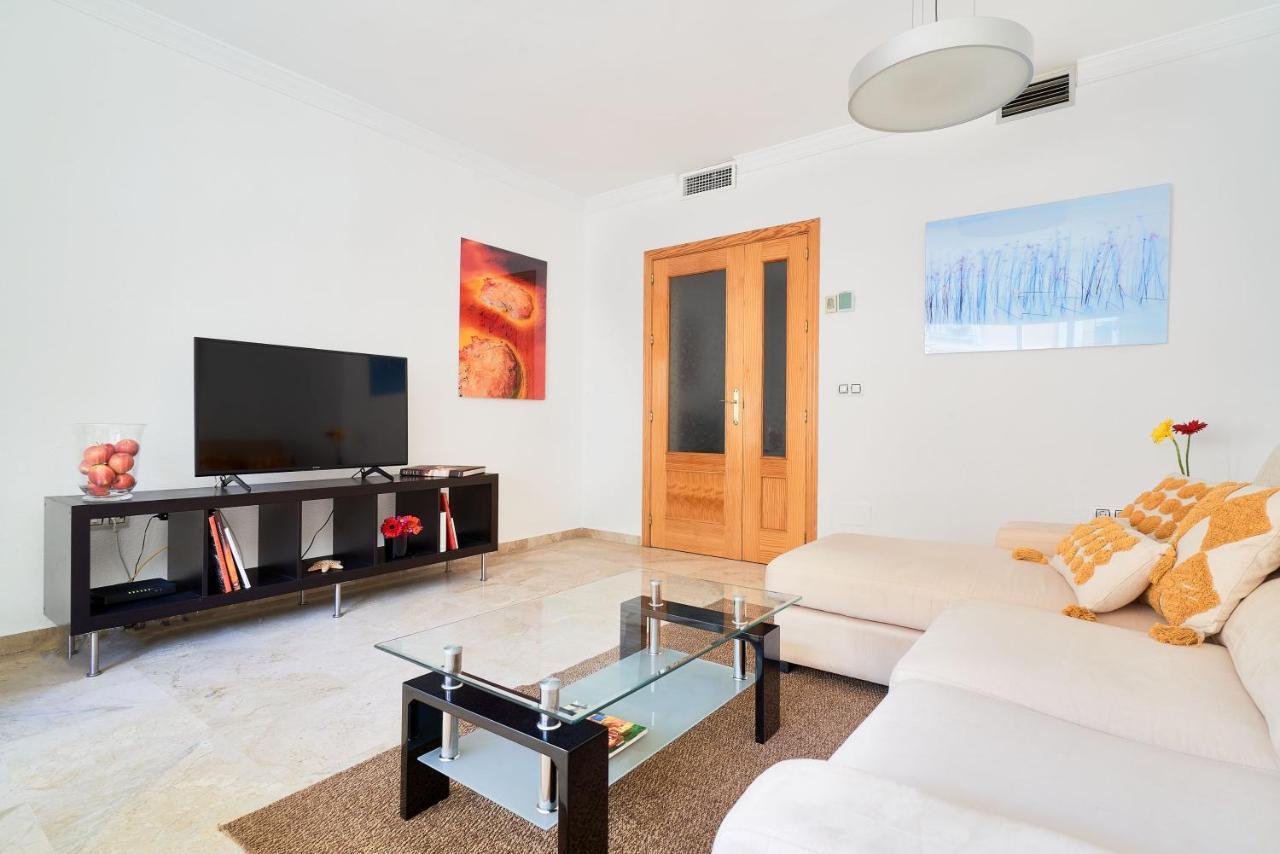 Apartamento 3 Dormitorios Centrico - Parking Incluido Malaga Exterior photo