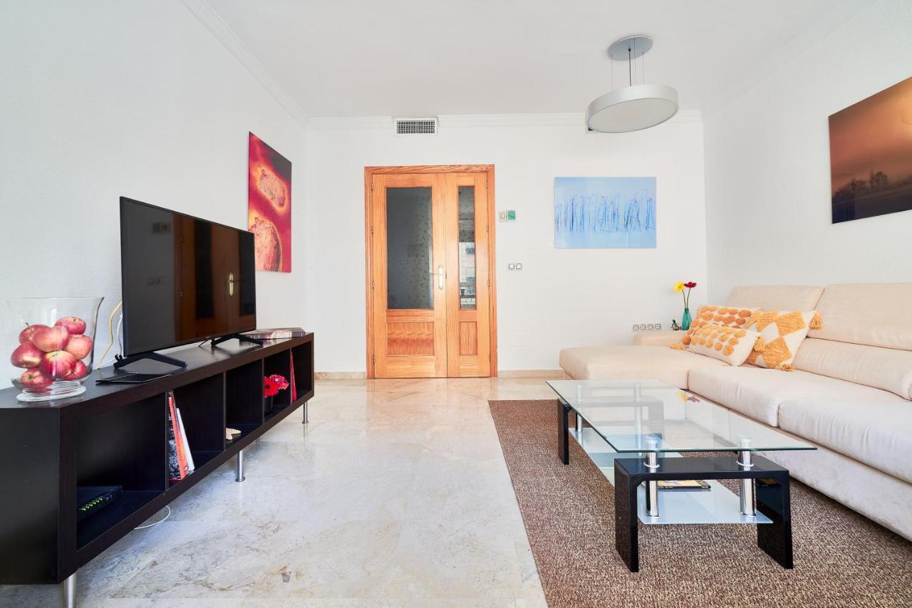 Apartamento 3 Dormitorios Centrico - Parking Incluido Malaga Exterior photo